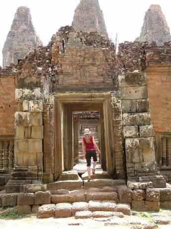 Cambodia-Angkor Wat-Dscf2684.jpg
